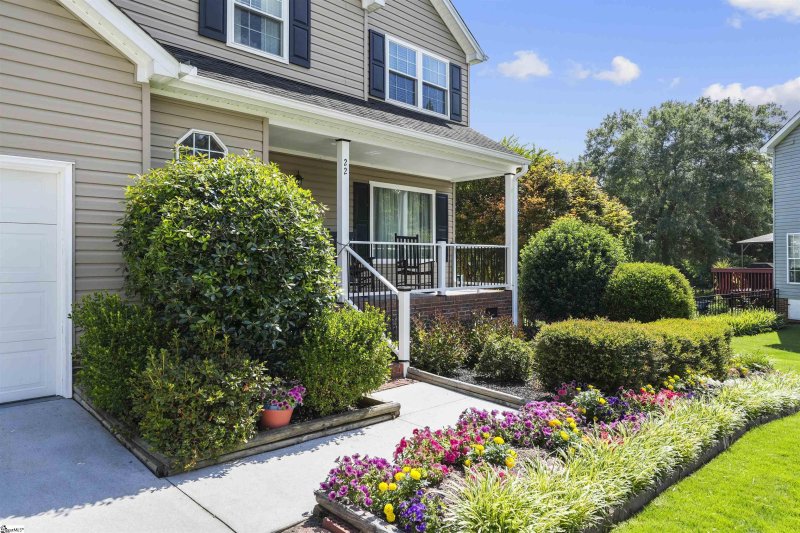 Property image 2 at 22 S Penobscot Court, Simpsonville, SC 29681