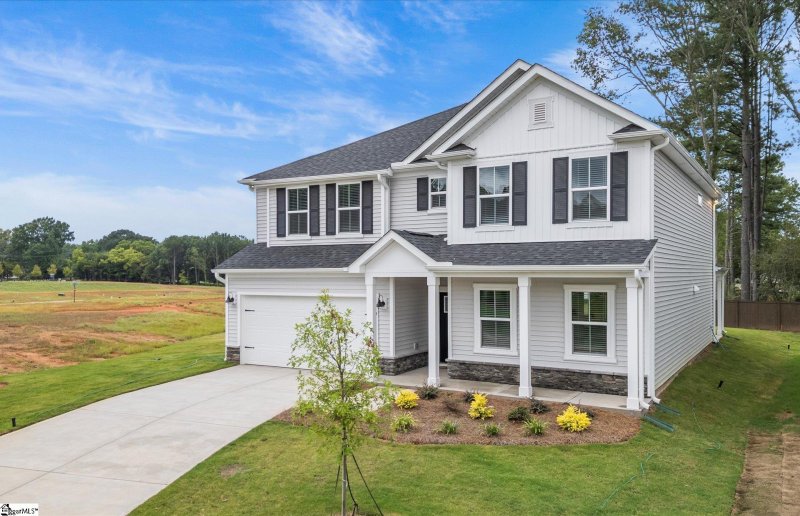 Property image 3 at 1011 Whitefox Drive, Spartanburg, SC 29307