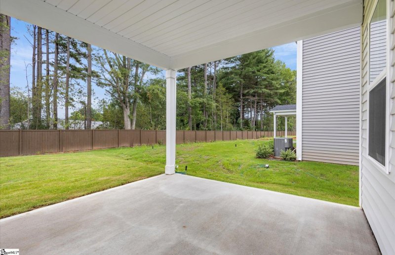 Property image 4 at 1011 Whitefox Drive, Spartanburg, SC 29307