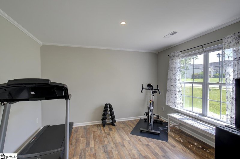 Property image 4 at 200 Manhassett Court, Greenville, SC 29607