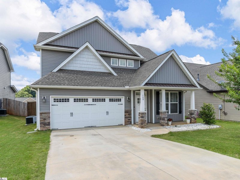 Property image 2 at 108 Ramshackle Way, Greer, SC 29650