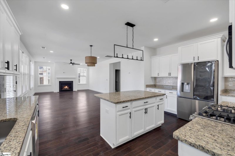 Property image 3 at 502 Culledon Way, Simpsonville, SC 29681-4192