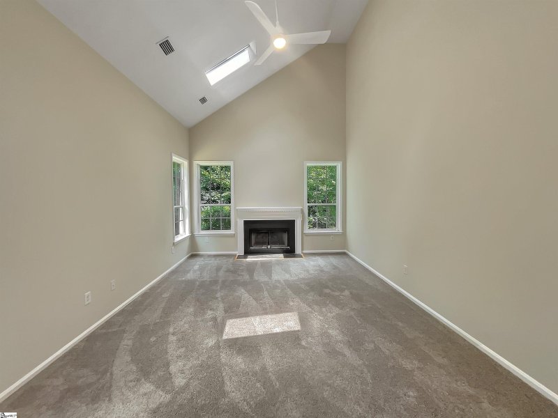 Property image 3 at 31 Summer Glen Drive, Simpsonville, SC 29681