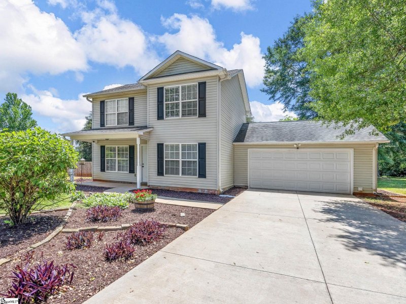 Property image 2 at 420 Gibbs Road, Wellford, SC 29385