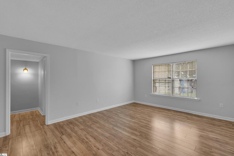 Property image 5 at 925 Cleveland Street, Greenville, SC 29605