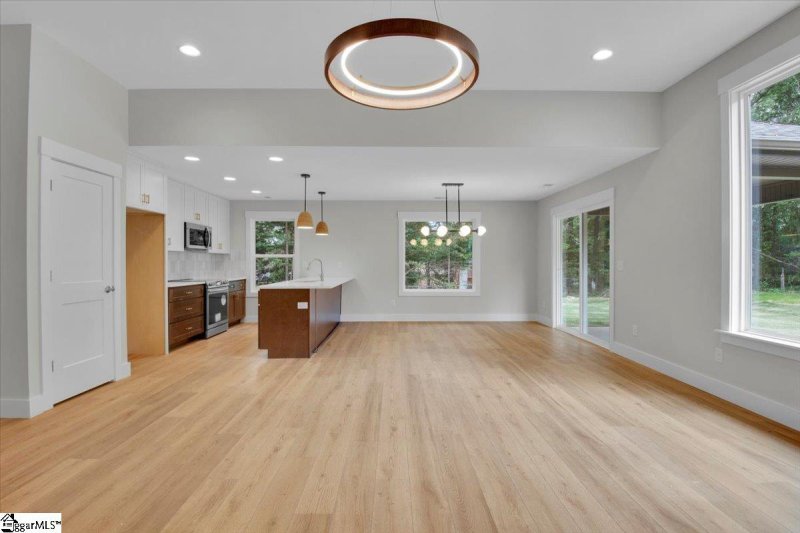 Property image 4 at 5 Hasting's Circle, Taylors, SC 29687