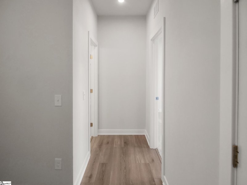 Property image 4 at 221 Hollythorpe Lane, Fountain Inn, SC 29644