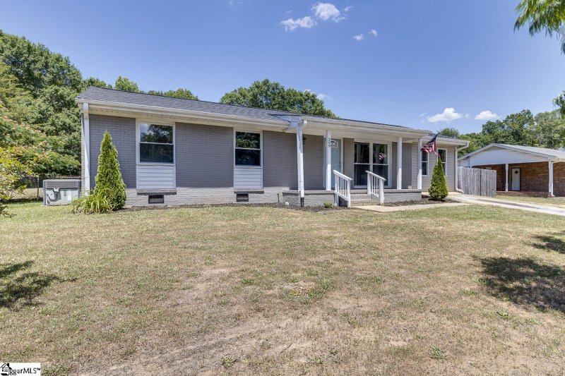 Property image 3 at 209 Havendale Drive, Fountain Inn, SC 29644