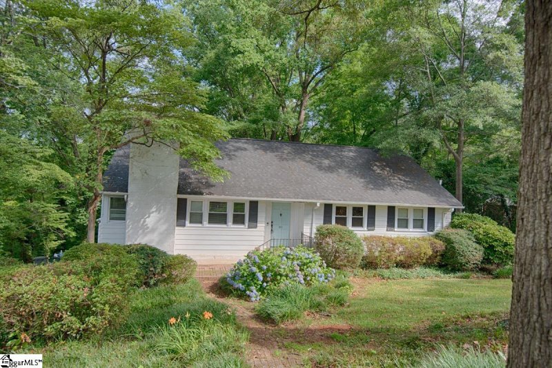 Property image 2 at 101 Ashford Avenue, Greenville, SC 29609