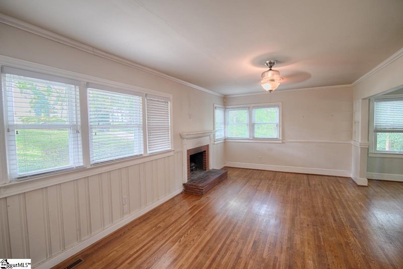 Property image 3 at 101 Ashford Avenue, Greenville, SC 29609