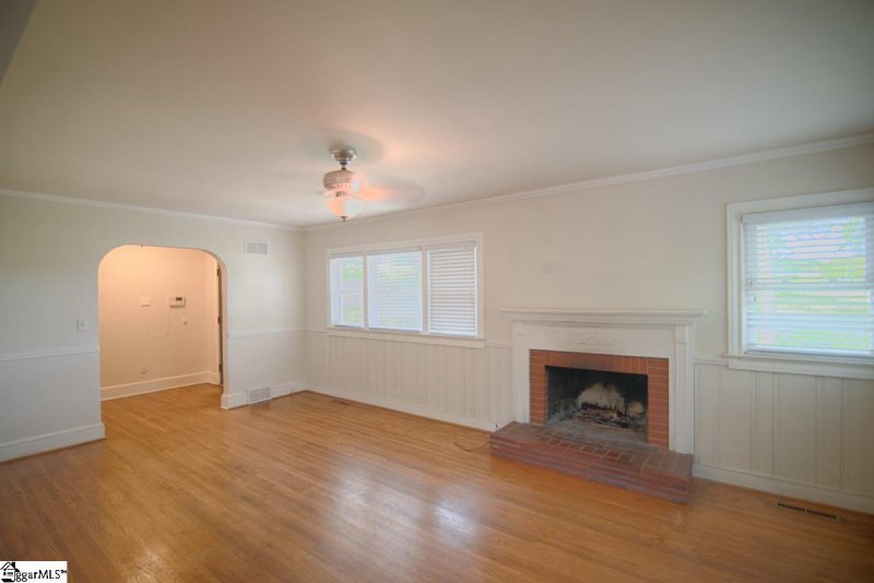 Property image 4 at 101 Ashford Avenue, Greenville, SC 29609