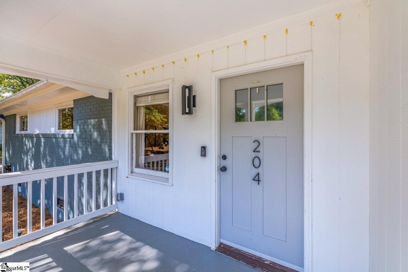 Property image 4 at 204 Westwood Drive, Simpsonville, SC 29680