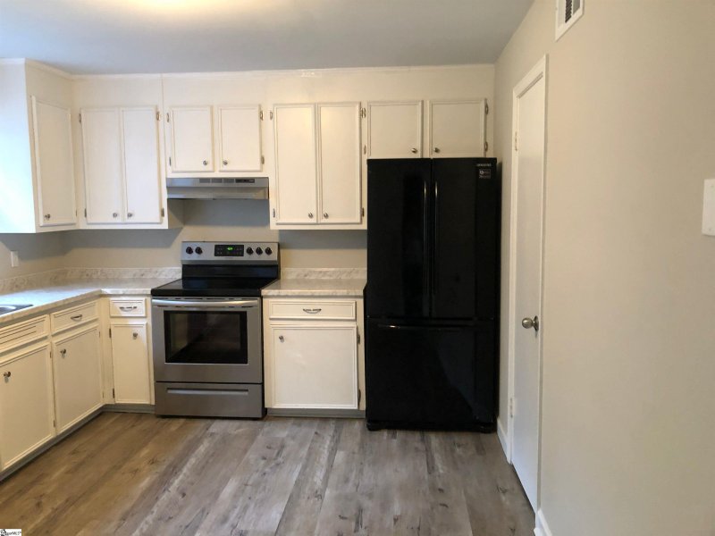 Property image 4 at 144 Pine Creek Court Extension, Greenville, SC 29605