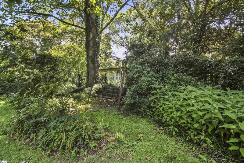 Property image 5 at 284 Henderson Road, Greenville, SC 29607