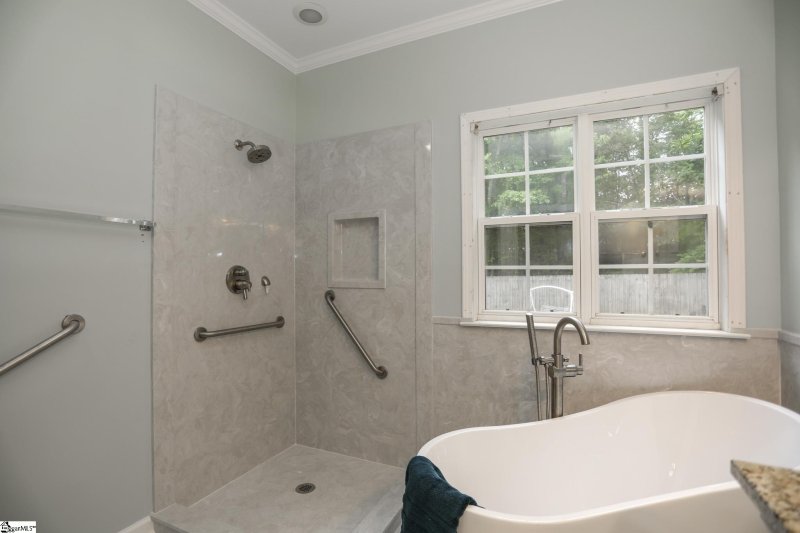 Property image 5 at 103 Pine Court, Piedmont, SC 29673