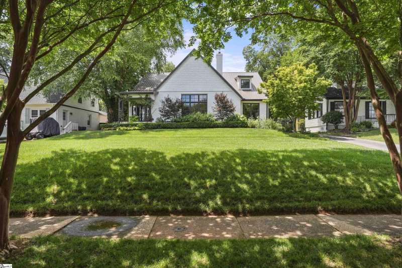 Property image 3 at 451 Longview Terrace, Greenville, SC 29605