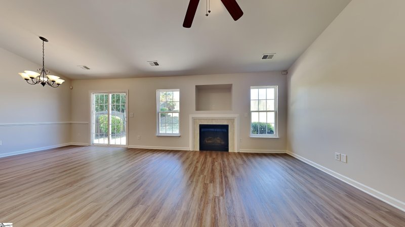 Property image 2 at 2 Somerville Court, Greenville, SC 29605-6438