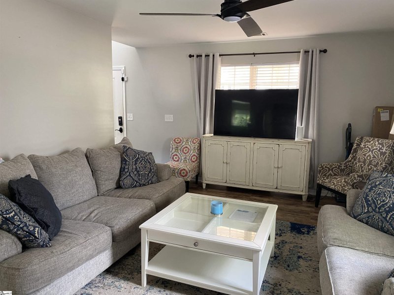 Property image 5 at 21 Brockmore Drive, Greenville, SC 29605