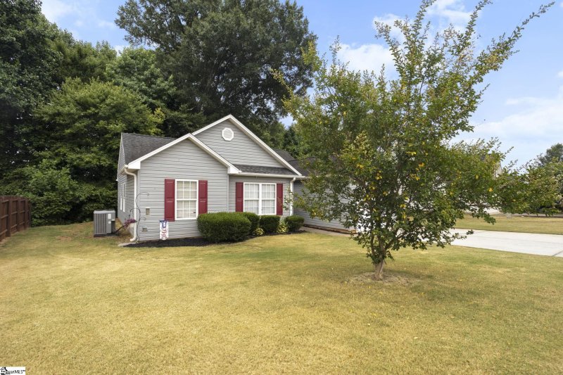 Property image 2 at 242 Waxberry Court, Boiling Springs, SC 29316