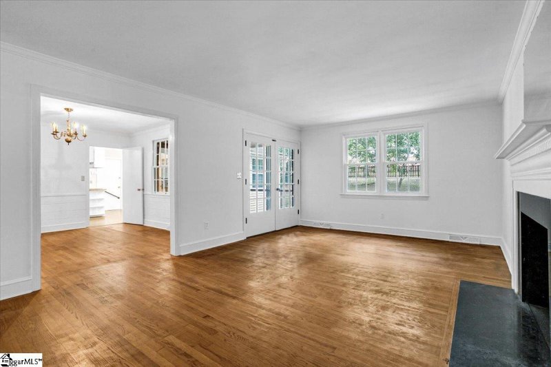 Property image 4 at 105 Riviera Drive, Greenville, SC 29615