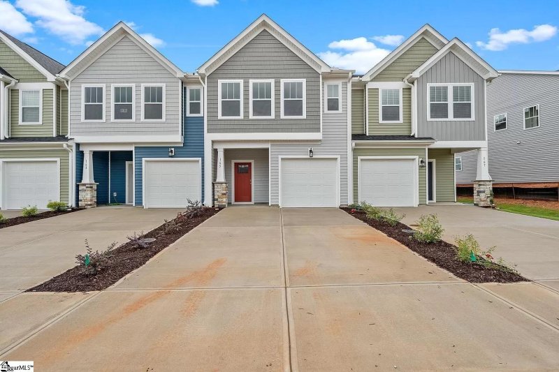 Property image 2 at 165 Shallons Drive, Greenville, SC 29609
