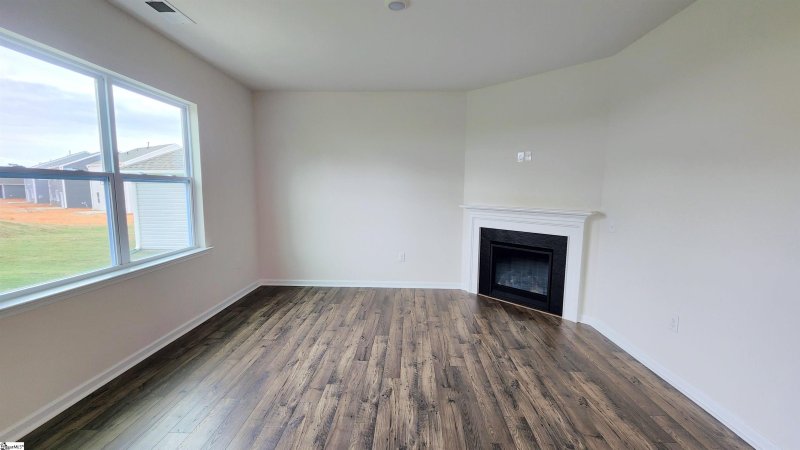 Property image 5 at 372 Fenwick Drive, Woodruff, SC 29388