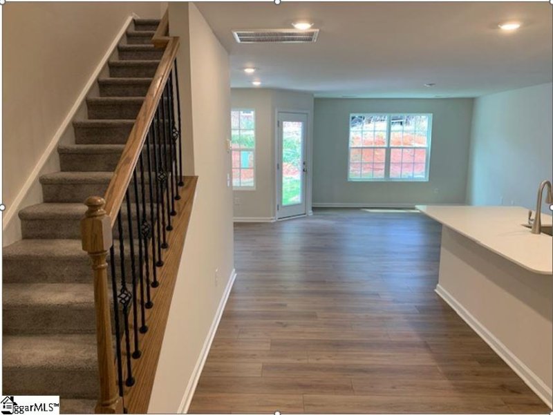 Property image 3 at 810 Harper Street, Reidville, SC 29375