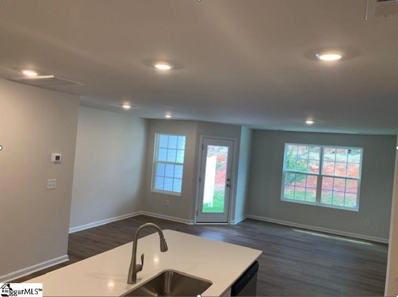 Property image 4 at 810 Harper Street, Reidville, SC 29375