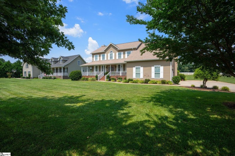 Property image 2 at 109 Friesian Court, Pelzer, SC 29669