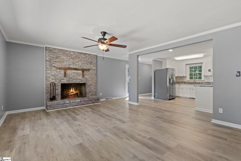 Property image 5 at 22 Springbrook Court, Wellford, SC 29385