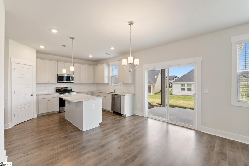 Property image 2 at 306 Red Oak Court, Anderson, SC 29621