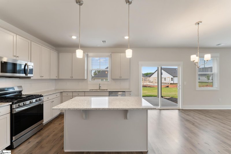 Property image 3 at 306 Red Oak Court, Anderson, SC 29621