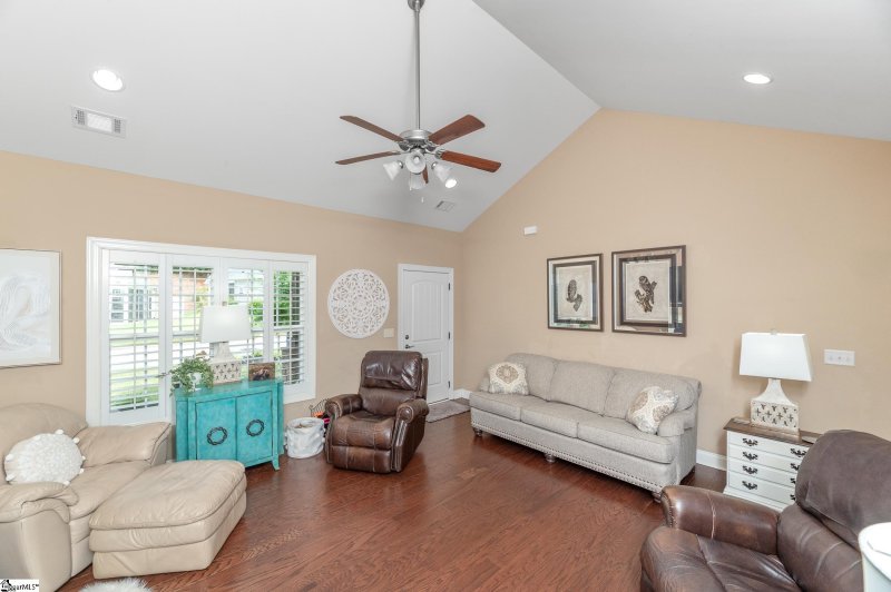 Property image 5 at 74 Hillsborough Drive, Anderson, SC 29621