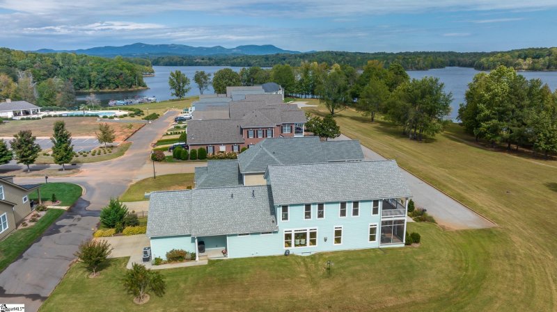 Property image 3 at 1 Waterside Lane, Taylors, SC 29687