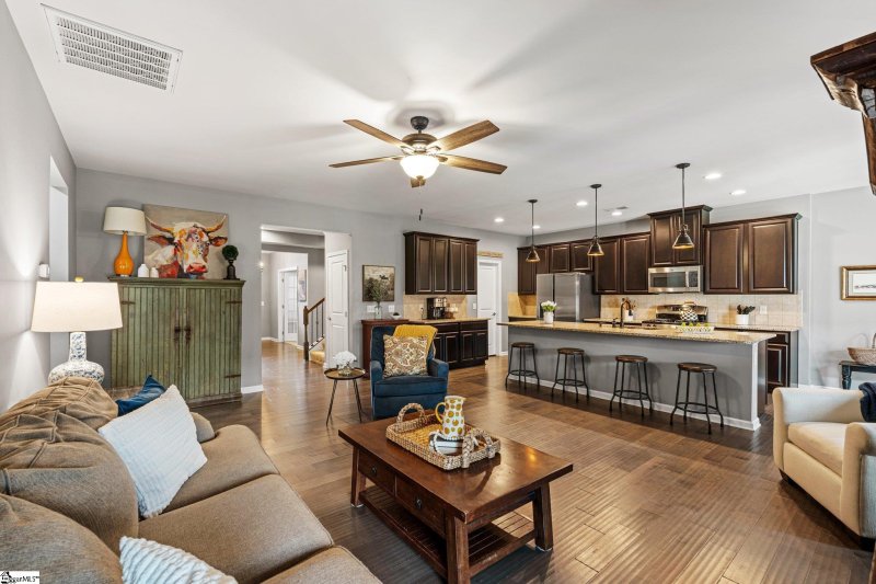 Property image 4 at 18 Dauphine Way, Greer, SC 29650