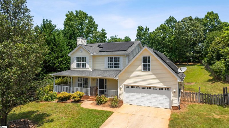 Property image 2 at 804 Canton Court, Greer, SC 29651