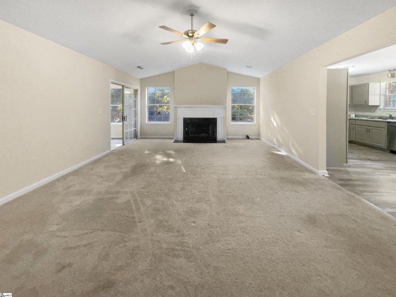 Property image 3 at 2 Twin Falls Drive, Simpsonville, SC 29680