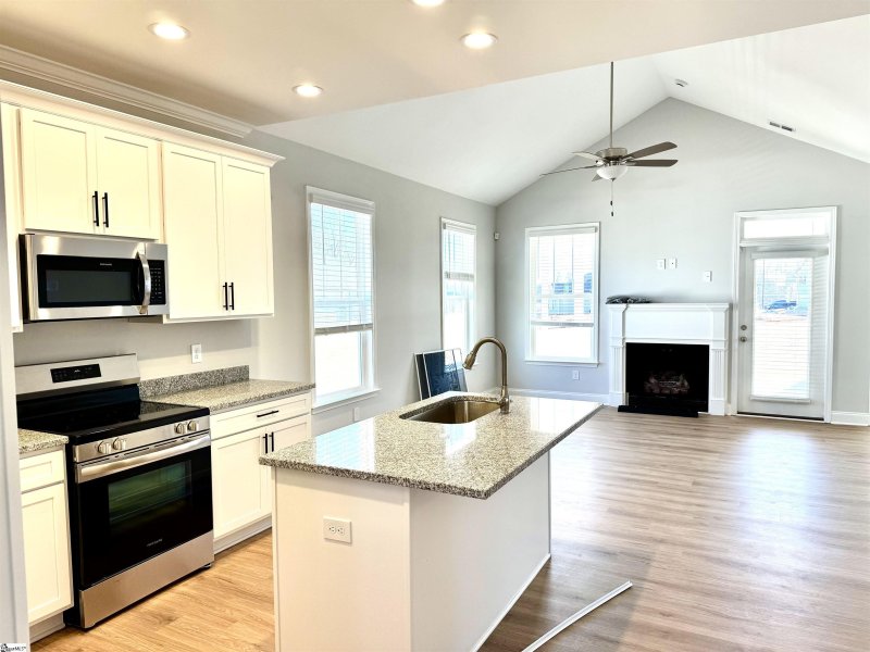 Property image 4 of 3320 Navin Trail in Ravencrest, Roebuck, SC 29376