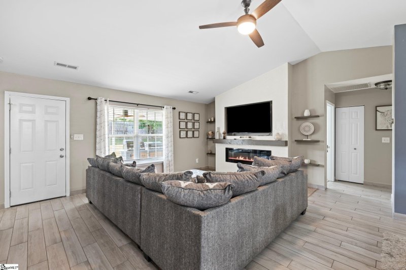 Property image 4 at 112 Barred Owl Drive, Fountain Inn, SC 29644