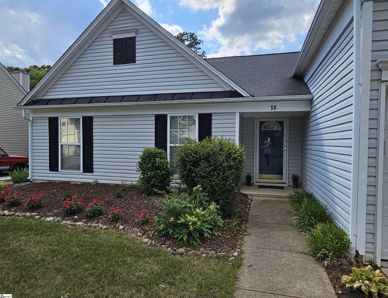Property image 3 at 18 Grayhawk Way, Simpsonville, SC 29681