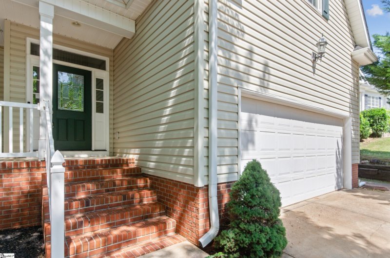 Property image 2 at 117 Glencreek Drive, Greer, SC 29650