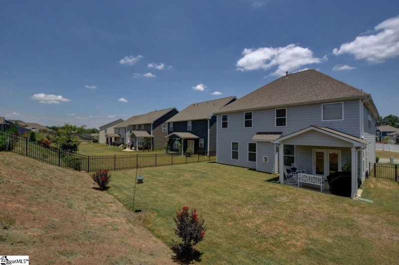 Property image 3 at 103 Silver Falls Drive, Simpsonville, SC 29681