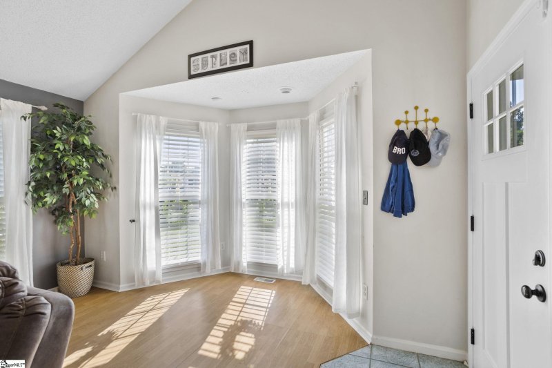 Property image 4 at 418 Fairdale Drive, Simpsonville, SC 29681