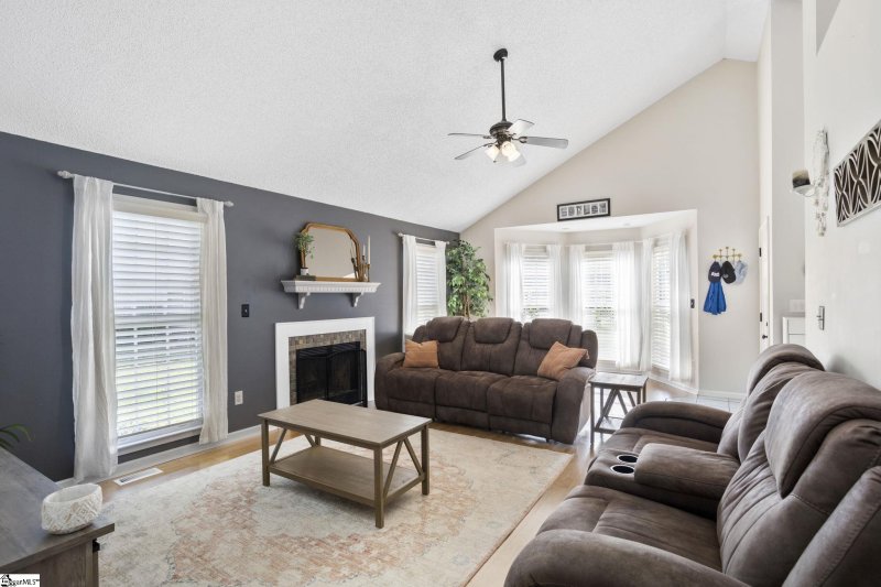 Property image 5 at 418 Fairdale Drive, Simpsonville, SC 29681