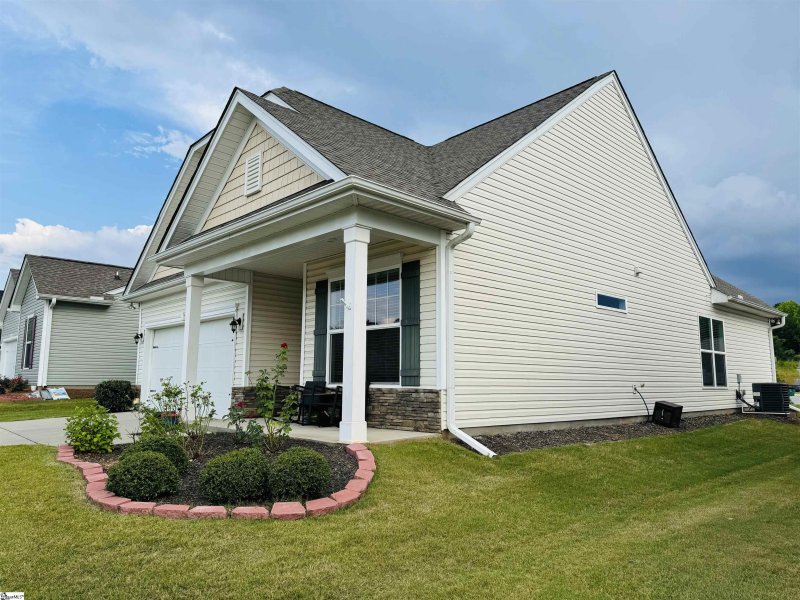 Property image 3 at 468 White Peach Way, Duncan, SC 29334