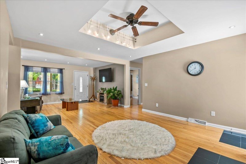 Property image 5 at 200 Magnolia Avenue, Easley, SC 29642