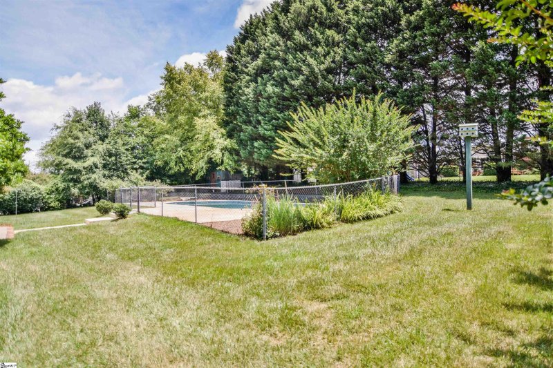 Property image 4 at 211 Devon Drive, Mauldin, SC 29662