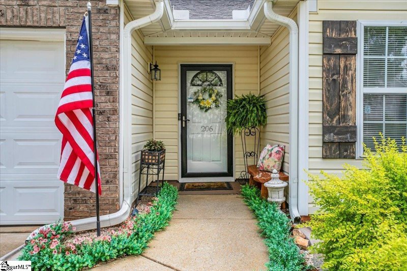 Property image 2 at 206 Sawyer Drive, Greenville, SC 29605