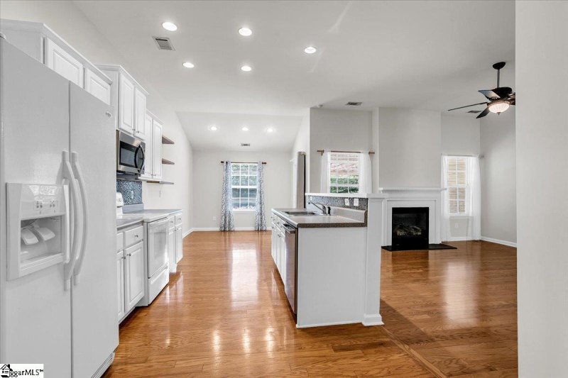 Property image 3 at 206 Sawyer Drive, Greenville, SC 29605