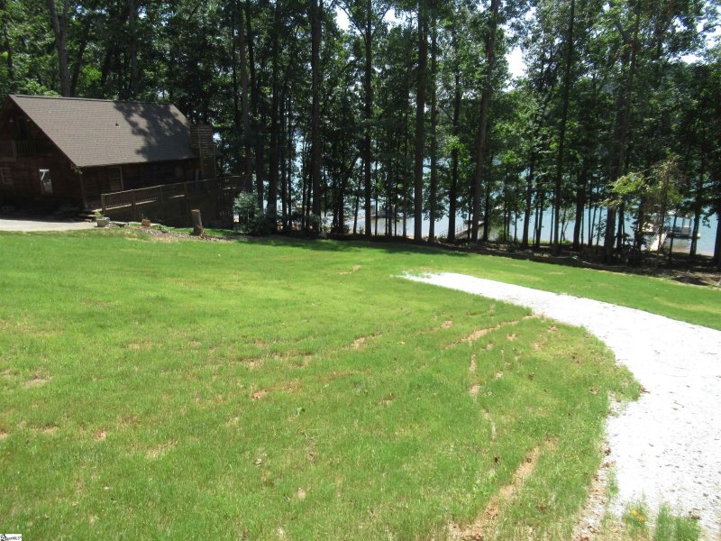 Property image 2 at 417 Kenwood Drive, Westminster, SC 29693